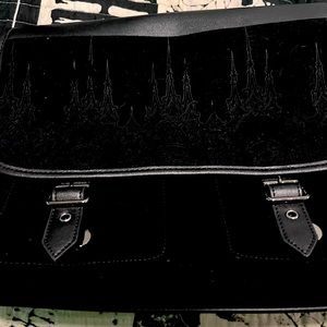 Velvet messenger bag killstar